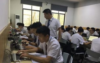 初中畢業(yè)生選擇計(jì)算機(jī)技術(shù)培訓(xùn)的可行性與建議